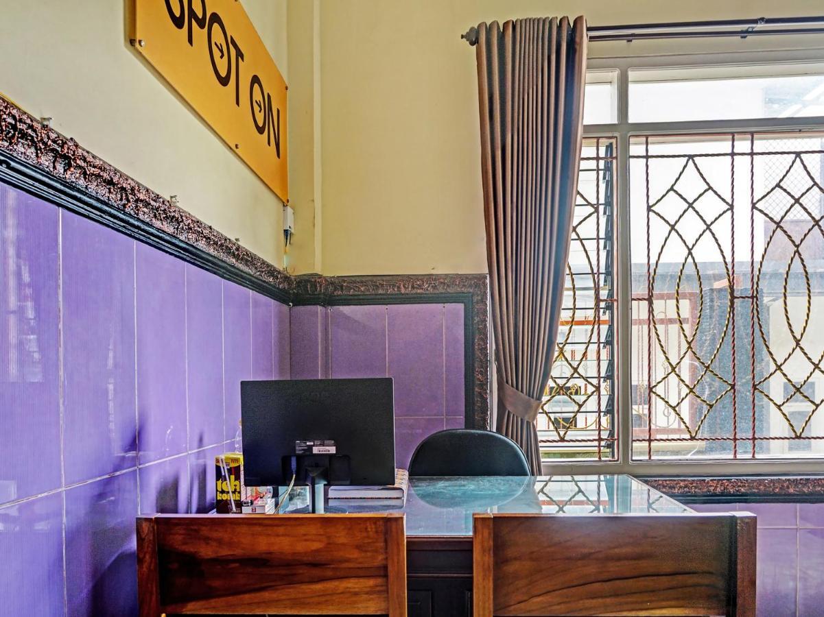 Spot On 1870 Graha Batu Mulia Hotel Ngoại thất bức ảnh